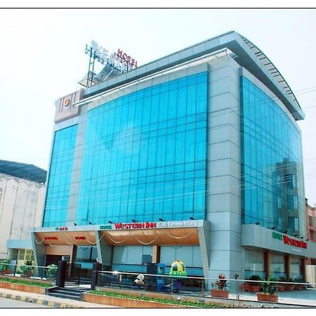 Hotel Western Inn Vasai Exterior foto