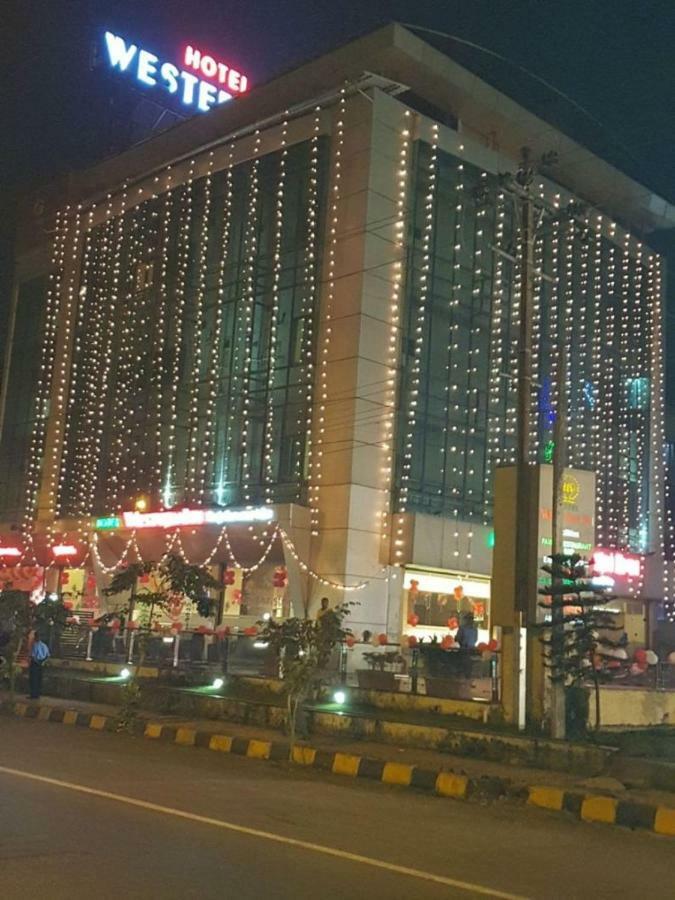 Hotel Western Inn Vasai Exterior foto